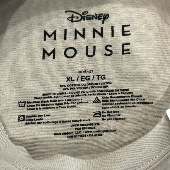 Disney T-Shirt Women's Size XL Color Gray Minnie Mouse Graphic T-Shirt. NWT - Picture 4 of 10